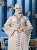 ⁦عبايه قطيفه⁩ - الصورة ⁦5⁩