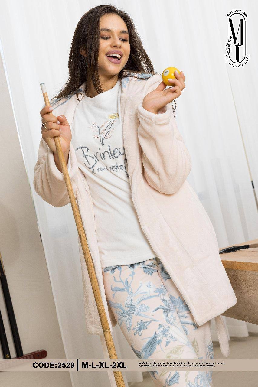 5981059233665371449 بيجامه 3 قطع - الصورة 1