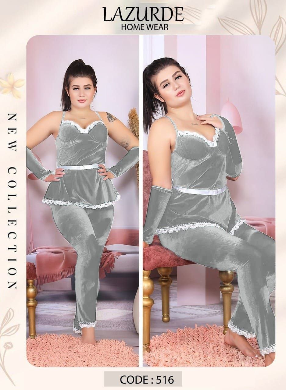 6007836731258292620 بيجامه قطيفه حمالات - الصورة 2