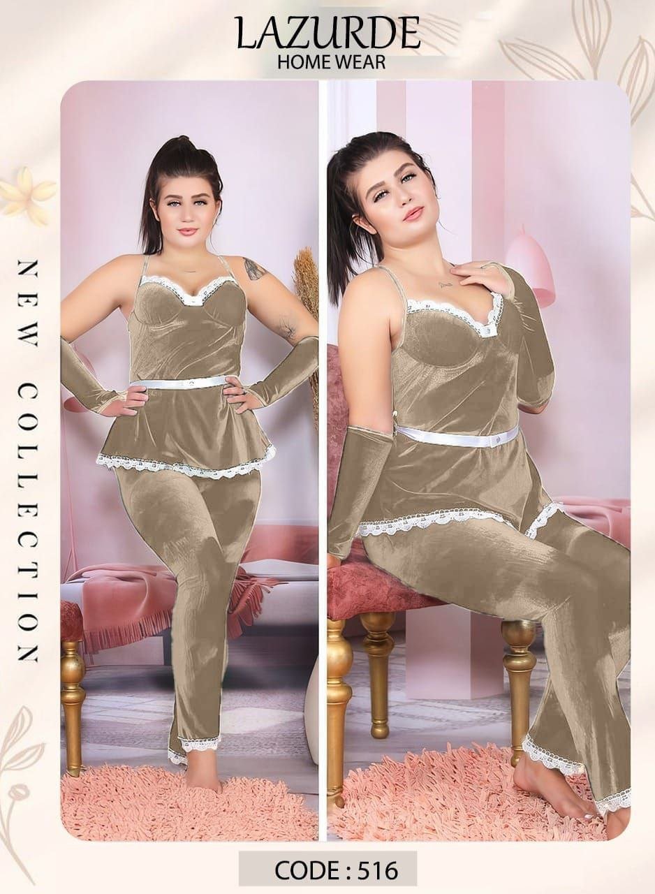 6007836731258292622 بيجامه قطيفه حمالات - الصورة 3