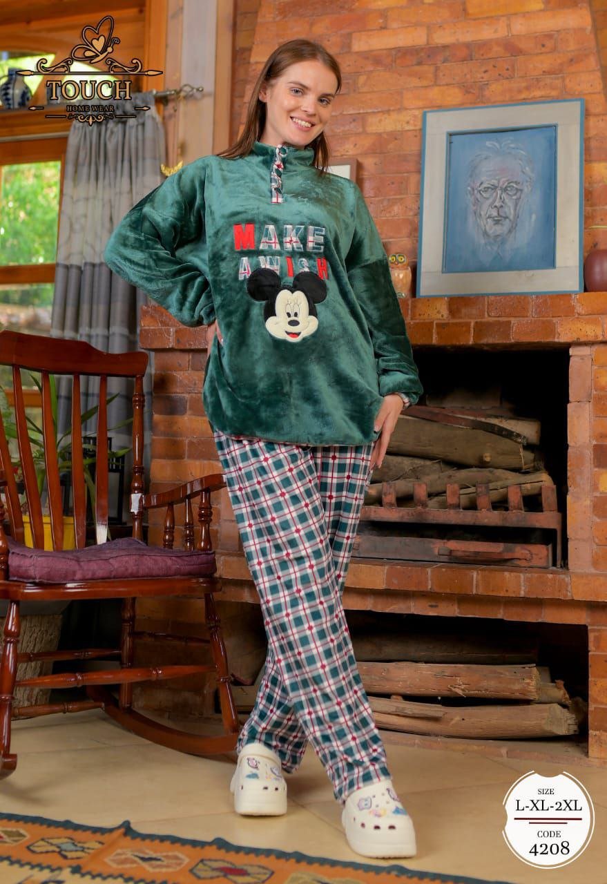 6026214767468862846 بيجامه قطيفه - الصورة 1