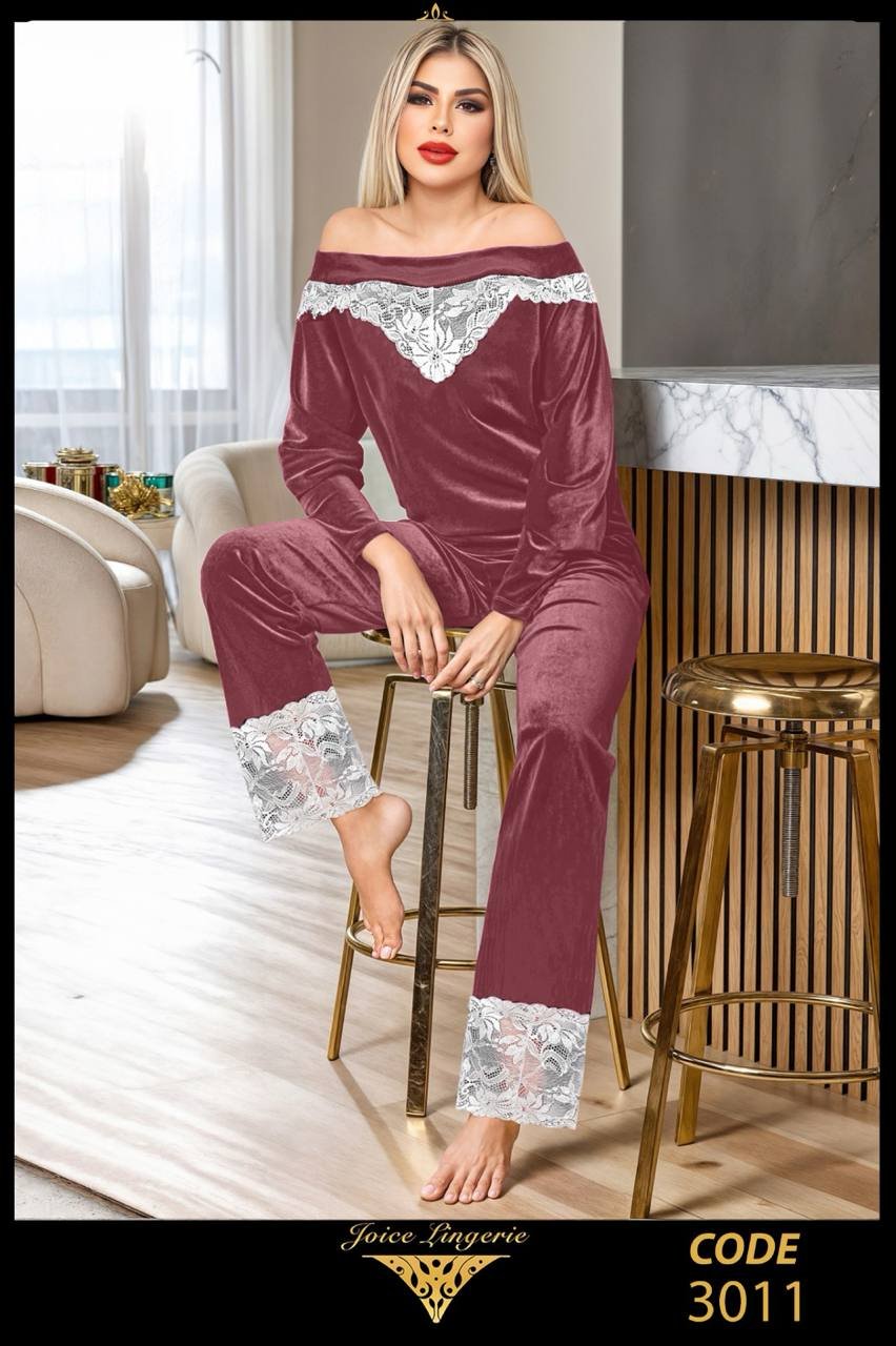 6028388712410369347 بيجامه قطيفه - الصورة 4