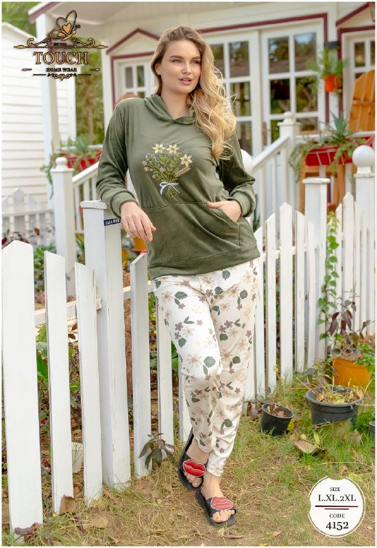 6028466567282542731 بيجامه قطيفه - الصورة 1