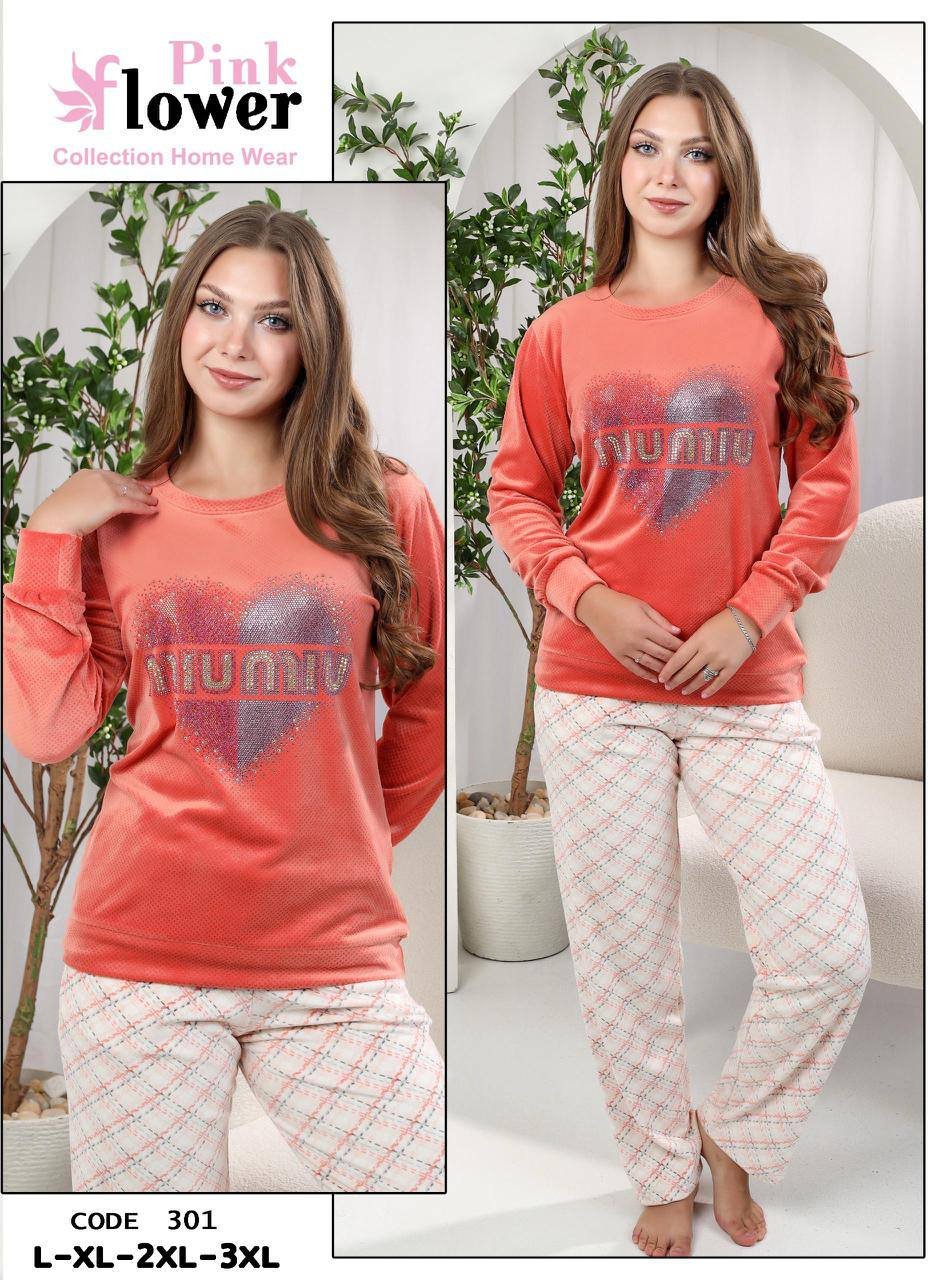 6032933088461000370 بيجامه قطيفه - الصورة 1