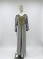 ⁦عبايه قطيفه منقوشه⁩ - الصورة ⁦4⁩